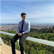 ¿Necesitas refuerzo en tus clases de derecho? No te preocupes, te puedo ayudar en ello.